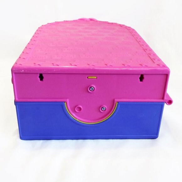 Barbie Extra Minis Boutique with One Mini Barbie & Some Accessories - Picture 13 of 16